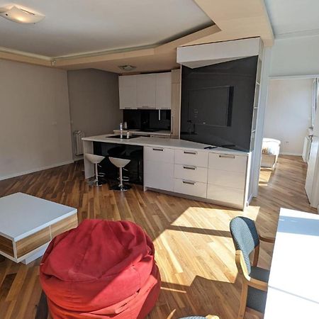 Modern And Cozy Apartment, Excellent Location, Near Sarajevo City Center, 60M2 Dış mekan fotoğraf