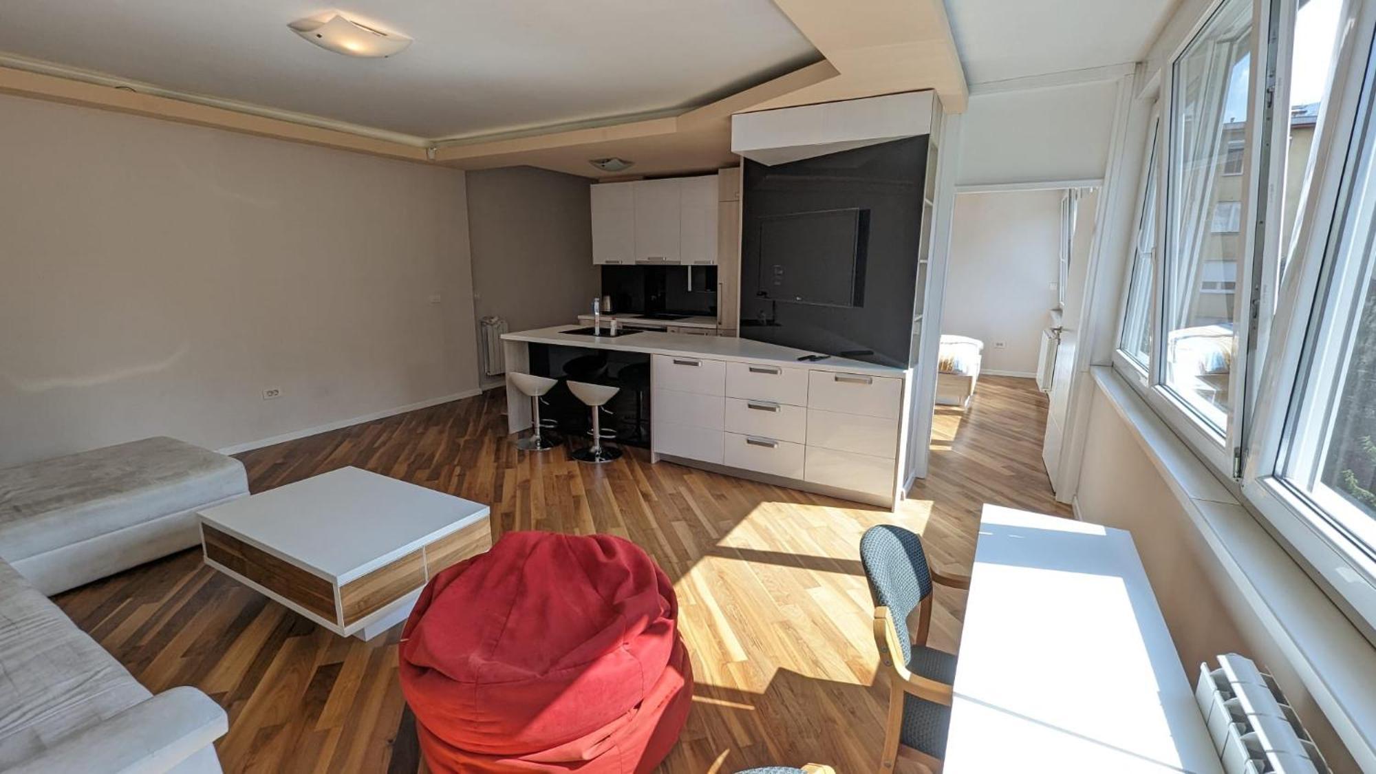 Modern And Cozy Apartment, Excellent Location, Near Sarajevo City Center, 60M2 Dış mekan fotoğraf